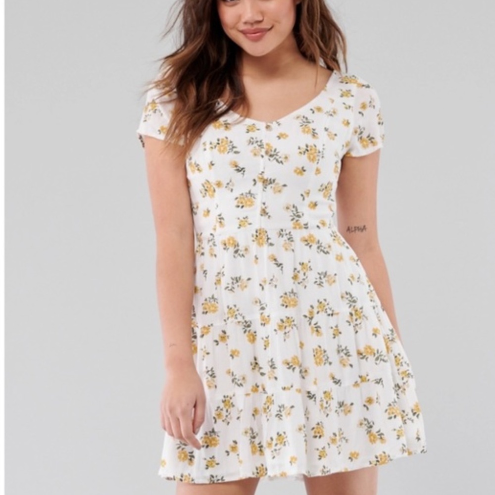 Hollister White Summer Dress Yellow Floral